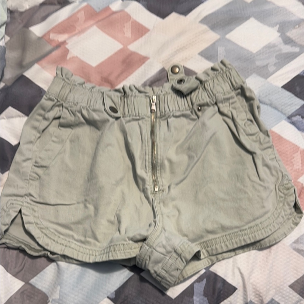 Celebrity Pink High Waist Gray Shorts